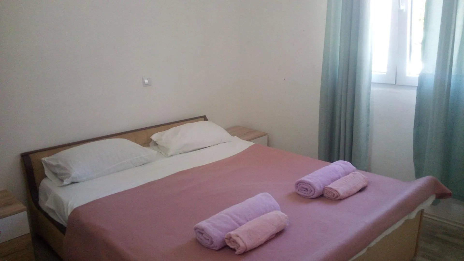 Gasthof Apartments And Rooms Camelia Premantura